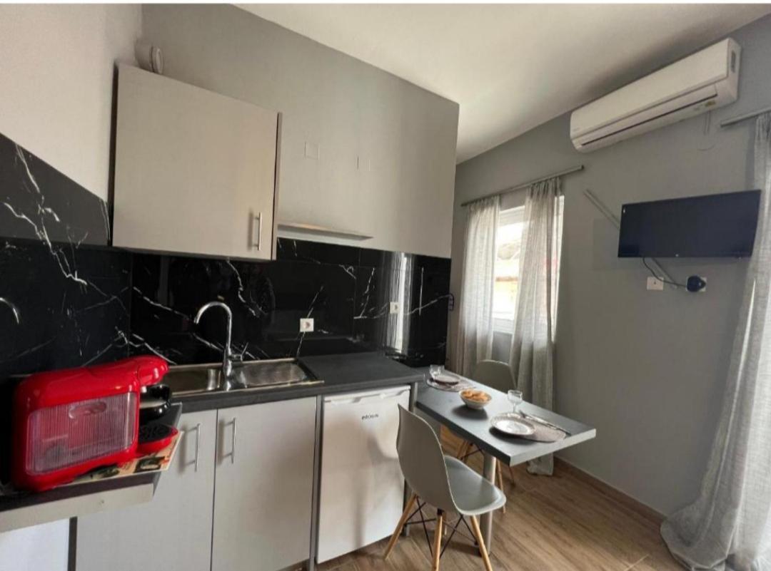 Spiros Apartment In The Center Of Preveza Dodonis 32 Exteriér fotografie